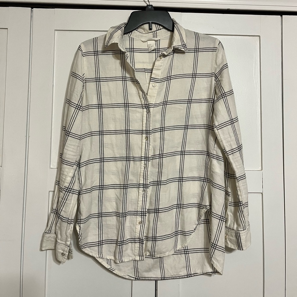 White and dark grey women’s button up